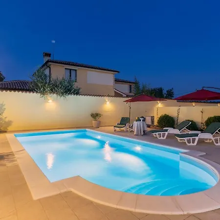 Monique Istria - Private Pool For 8 Guests Σπίτι διακοπών Vodnjan