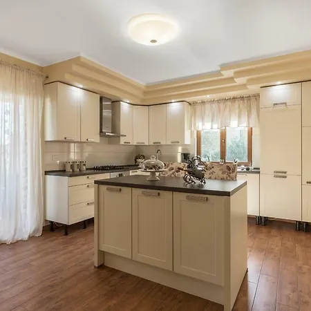 Monique Tatil Evi Vodnjan