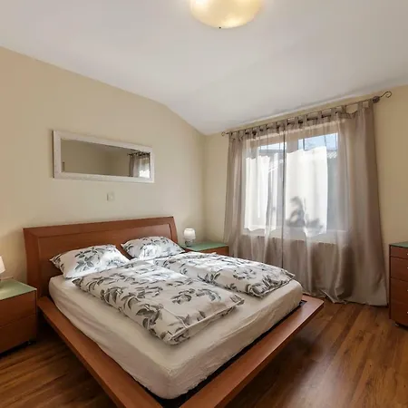 Monique Tatil Evi