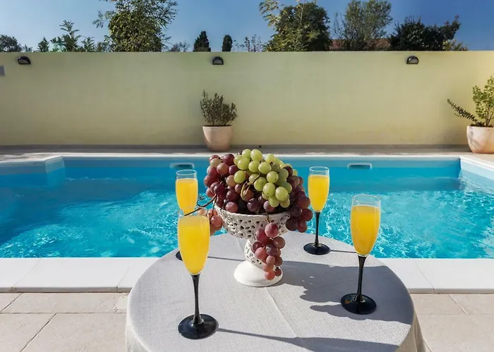 Monique Σπίτι διακοπών